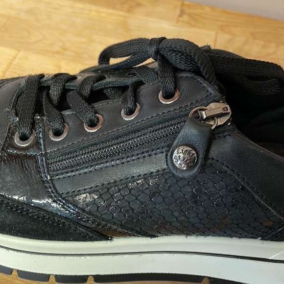 ITALIAN BLACK LEATHER SHOES (9) - Picture 6 of 13